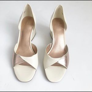 H by Halston Cream and Gold Heels